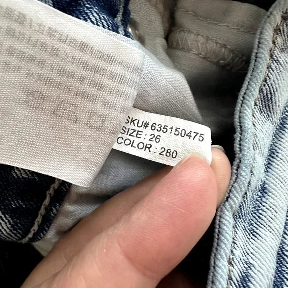 Abercrombie & Fitch Simone High Rise Slim Jeans in Acid Wash - Picture 8 of 10